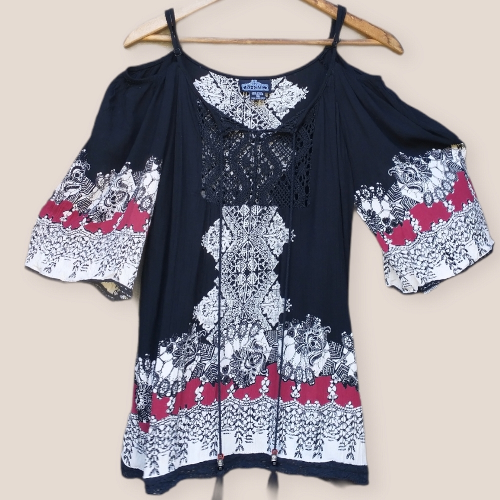 Angie Cold-Shoulder Medium Crochet Bohemian Top